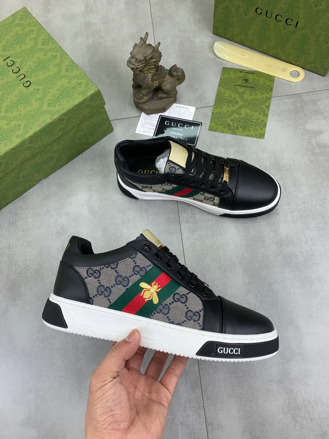 Men's shoes 💰P420💰 [New model] (GUCCI) official website's latest 🎁🎁casual and fashionable men's shoes 👟, hot style 💥 style is simple and elegant, exclusive for trendy men. Unique official website's latest brand double G elements 👑Original Gucci decoration, fashionable and generous, the fabric is original frosted calfskin ✅Fully imported first-layer pigskin lining, the official website specifies wear-resistant, lightweight original rubber casual outsole, the classic model is taken in kind at the counter🎬38-44 2️⃣ colors available